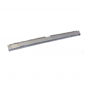 Engine lid hinge panel