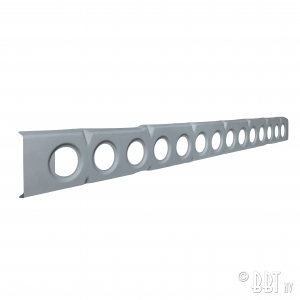 Sill reinforcement left